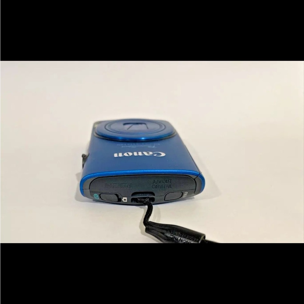 Canon PowerShot Blue Digital Camera - Picture 2 of 8